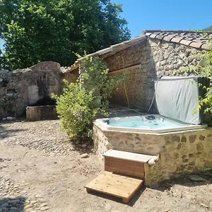 Hébergement de vacances Grand Mas Provencal Avec Jacuzzi, Sisteron
