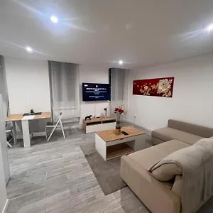 Appartement 2prs Equipe Et Neuf, Marseille
